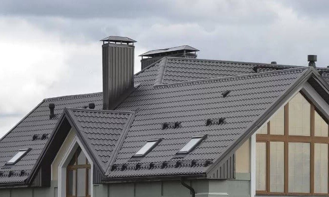 Металлочерепица Металл Профиль матовый полиэстр Valori 0,5 сталь RR 32 темно-коричневый купить в Тест