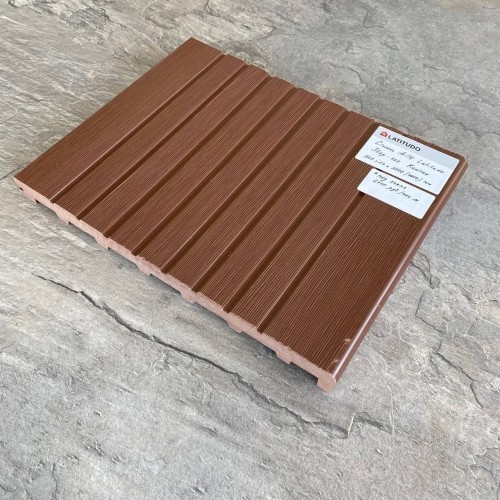 Ступень ДПК Latitudo Step-320 Каштан Полнотелая купить в Тест